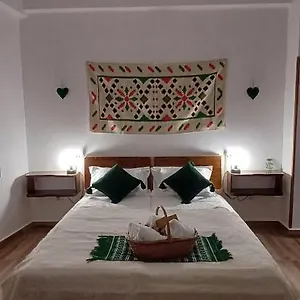 Romanian House Apartament